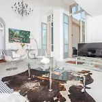 Luxury 135m2 In Historic With Sea-water Pool, Private & Tennis ロクブリュヌ＝カップ＝マルタン