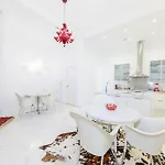 アパート Luxury 135m2 In Historic With Sea-water Pool, Private & Tennis