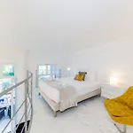 Luxury 135m2 In Historic With Sea-water Pool, Private & Tennis *