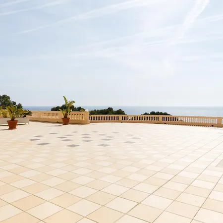 La Perle Luxueux 135m2 Piscine Tennis Privee Apartment *