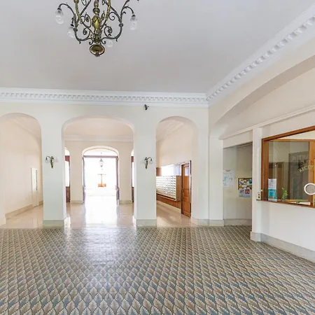 アパート Luxury 135m2 In Historic With Sea-water Pool, Private & Tennis ロクブリュヌ＝カップ＝マルタン